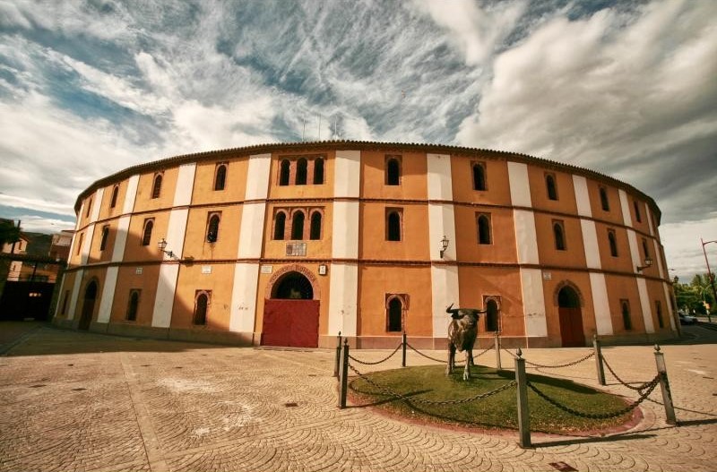 Plaza_de_toros1